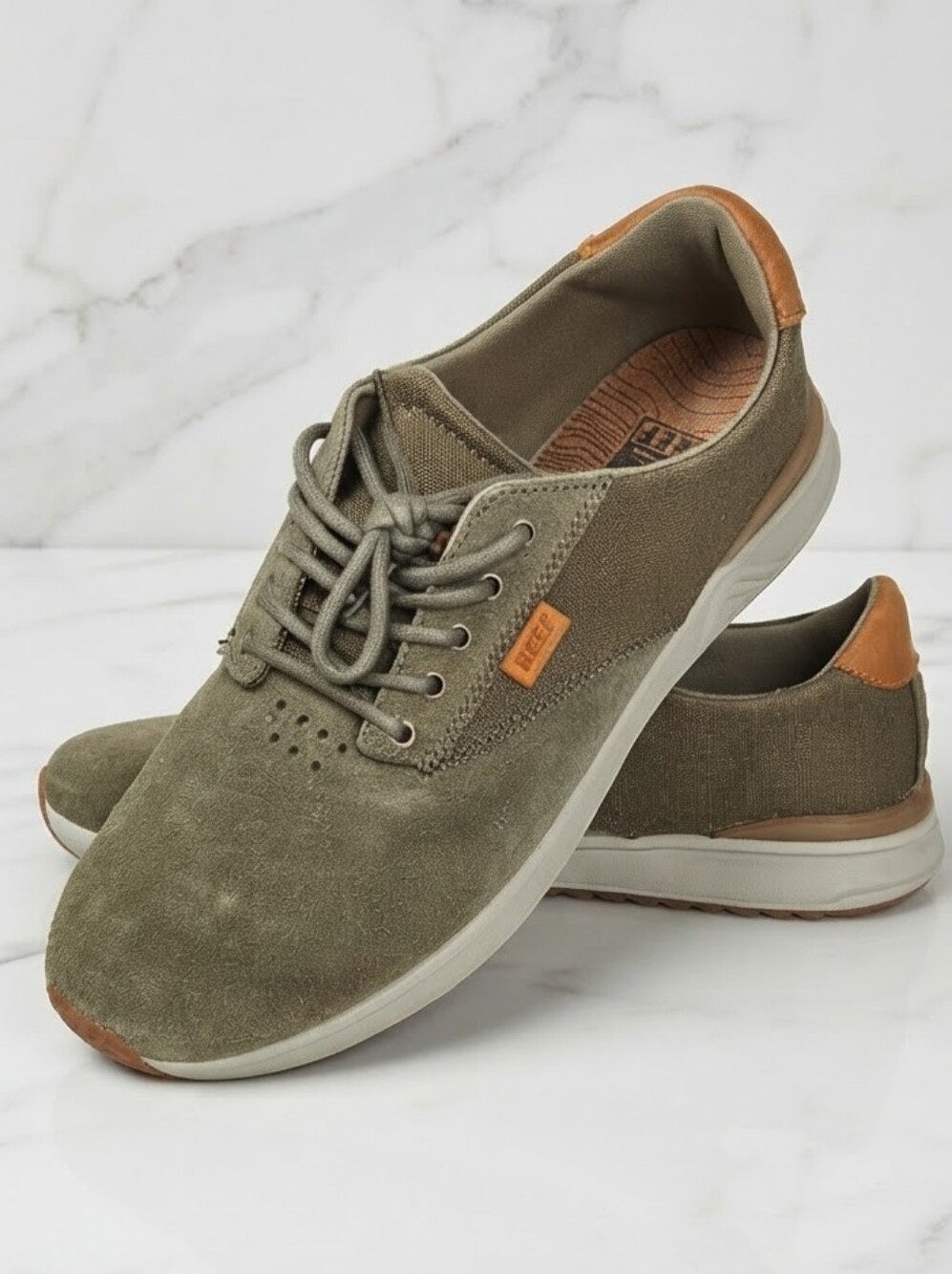 Reef Mission SE Canvas Suede Skate Sneakers - Size 10.5 - LIKE NEW